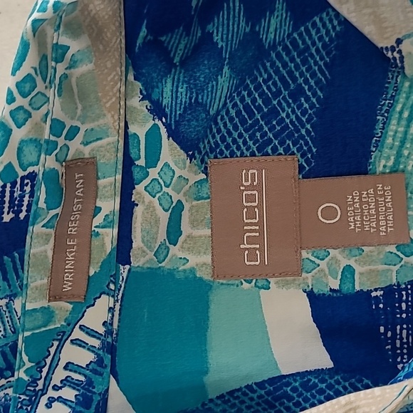 Chico's Blue Colorful Abstract Button Down Wrinkle Resistant Shirt size 0 Small - Picture 3 of 8